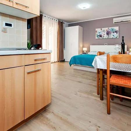 Casa Leona Apartment Rovinj Exterior photo